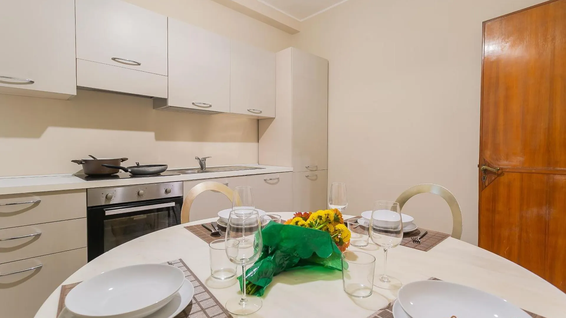 招待所 Piccinni Guesthouse By Apulia Accommodation 巴里