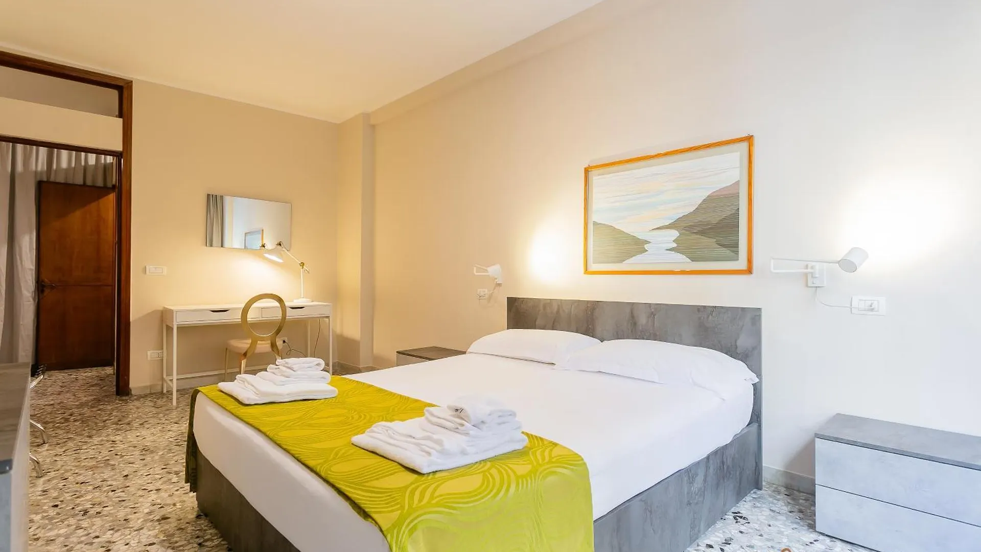 Piccinni Guesthouse By Apulia Accommodation 巴里